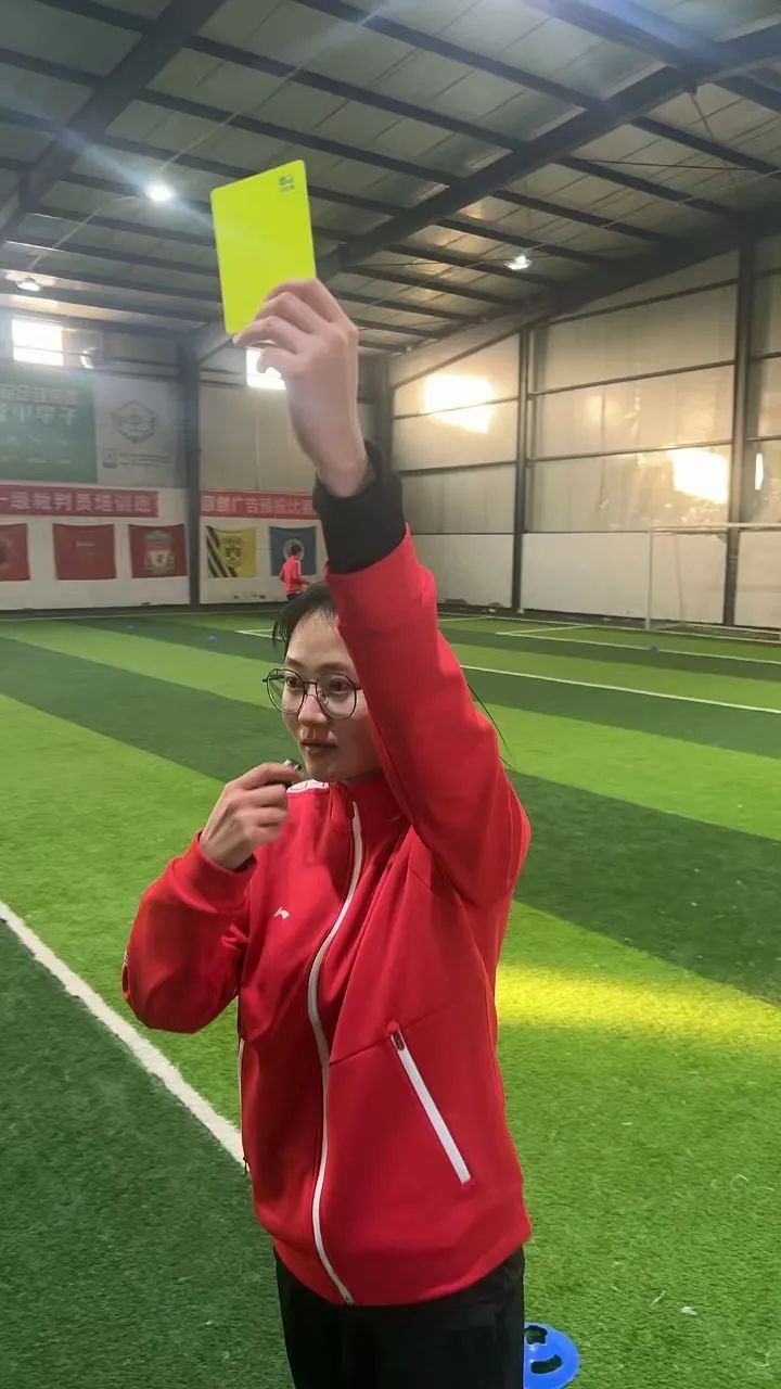 德赢体育娱乐平台-全国青少年足球裁判员培训体系“全覆盖”，行业公正程度明显提升的简单介绍