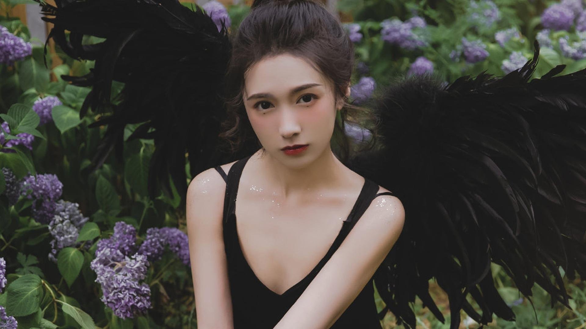 史上最“神奇”的比赛：库里在快船对决中首节投中五个远三，创造赛季纪录！